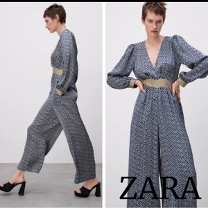 Zara jumpsuit. Size 8. Almost new condition.
